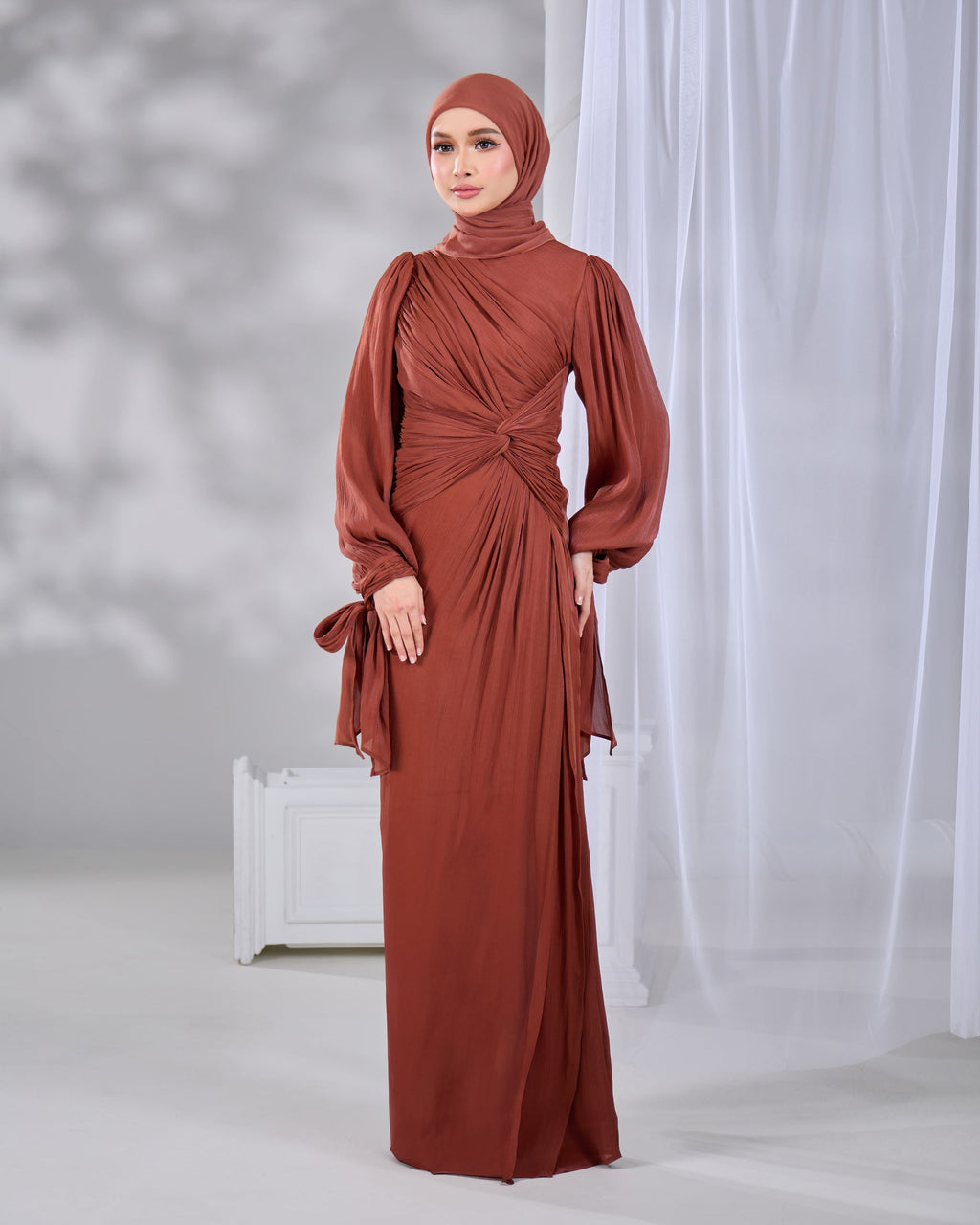 Spring 2025 Modest Woman Daily Abaya Elegant Ribbon Design